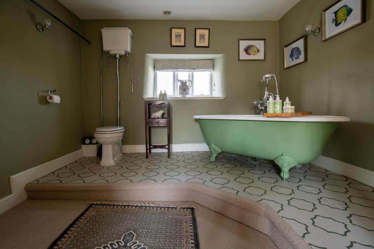 The George Inn Barford St Michael Eksteriør billede Bathroom