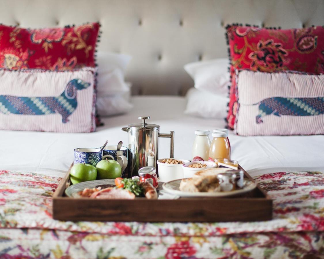 The George Inn Barford St Michael Eksteriør billede Breakfast in bed
