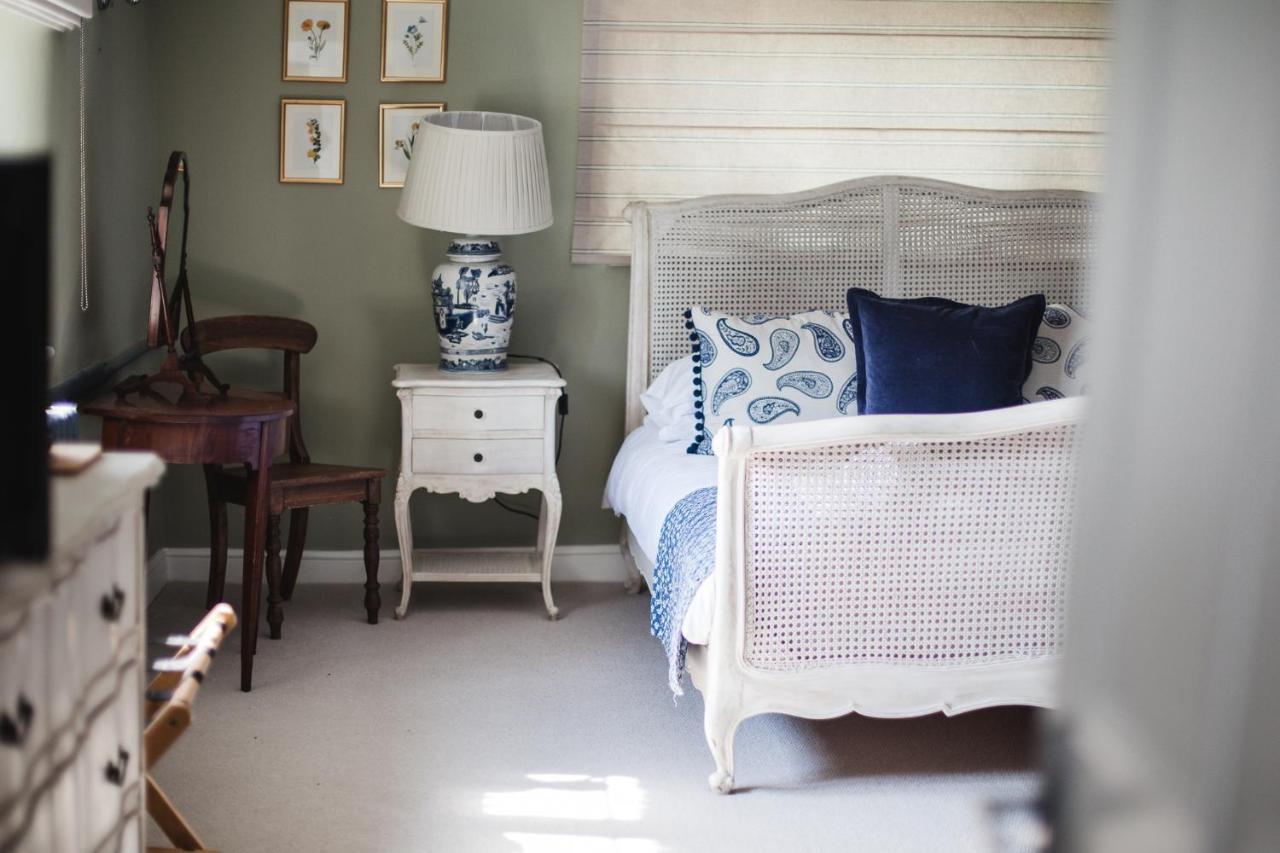 The George Inn Barford St Michael Eksteriør billede A bedroom