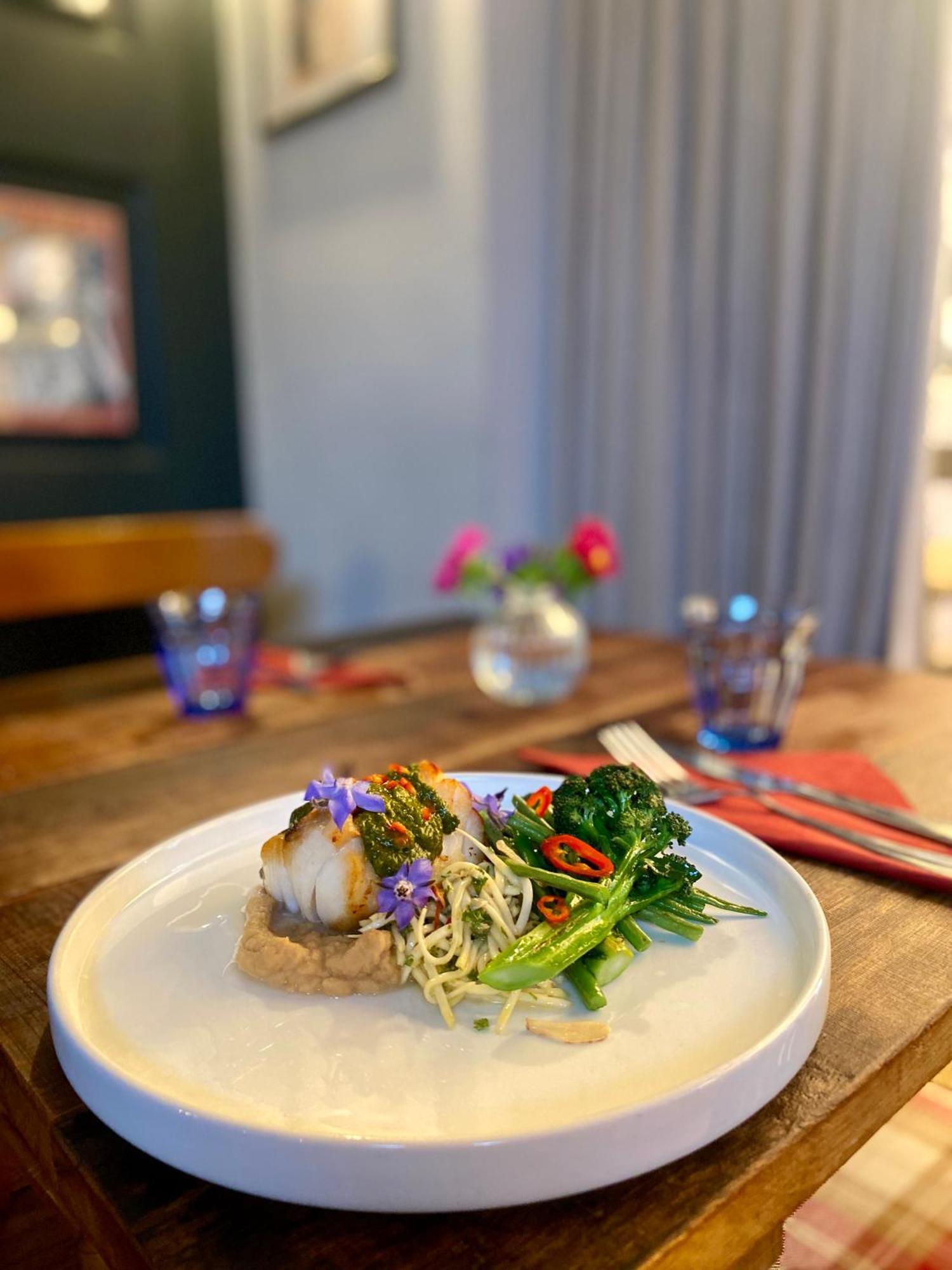 The George Inn Barford St Michael Eksteriør billede A plate of food at the restaurant